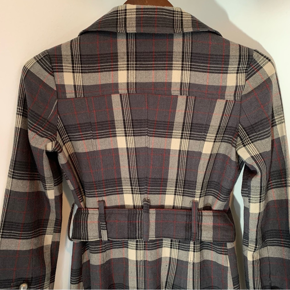 Stunning BB Dakota Coat - Picture 6 of 12